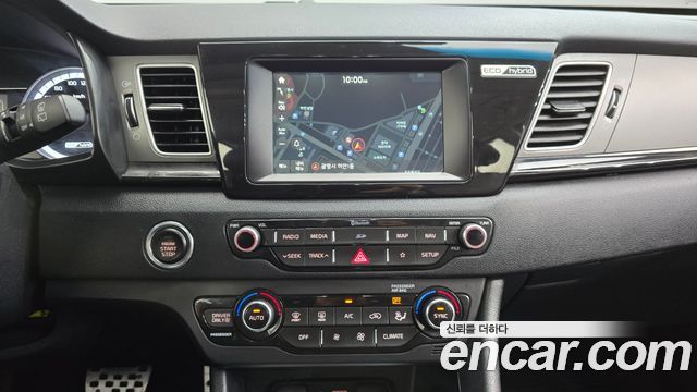 Kia Niro 2018 — photo 18