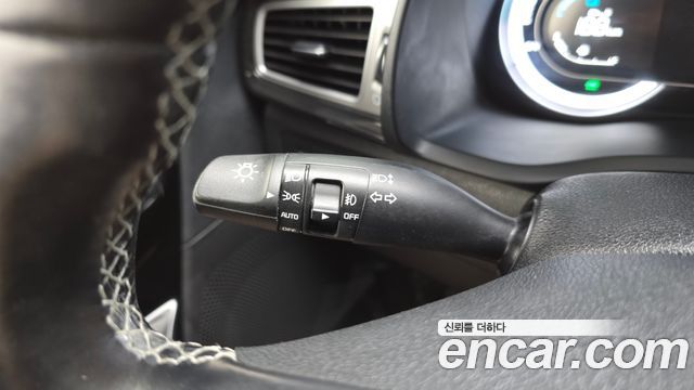 Kia Niro 2018 — photo 26