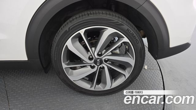 Kia Niro 2018 — photo 7