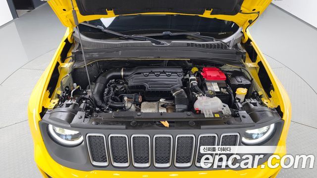 Jeep Renegade 2023 — photo 6