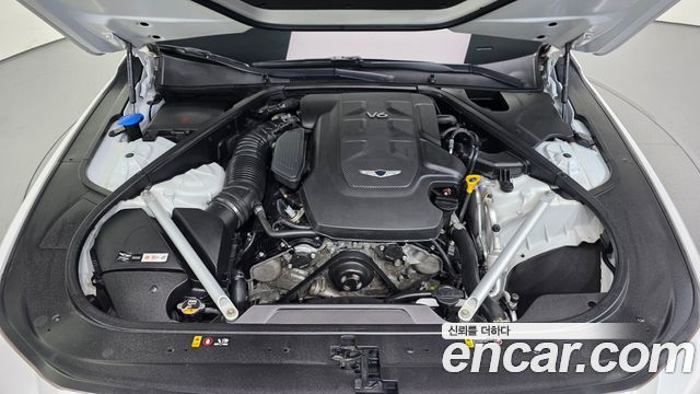 Genesis G90 2019 — photo 6