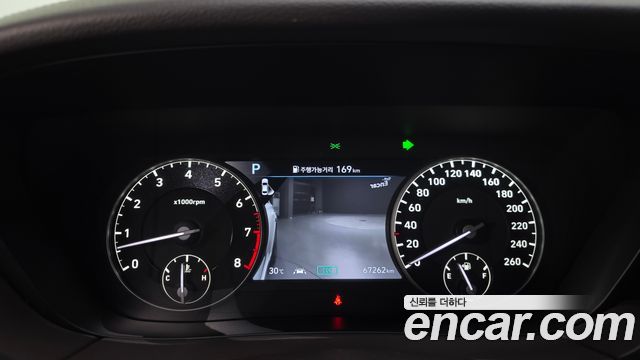 Genesis G90 2019 — photo 11