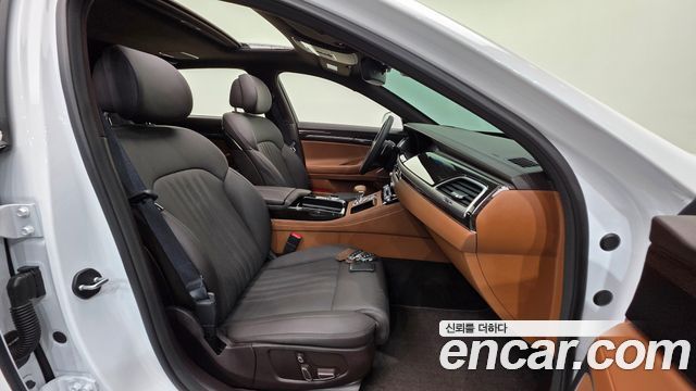 Genesis G90 2019 — photo 13