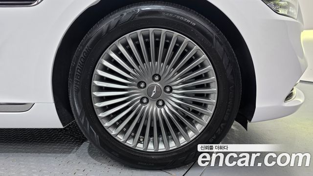 Genesis G90 2019 — photo 7