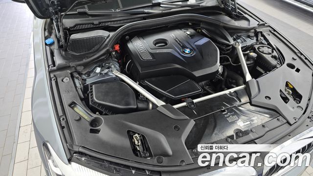 BMW 5-Series 2018 — photo 6