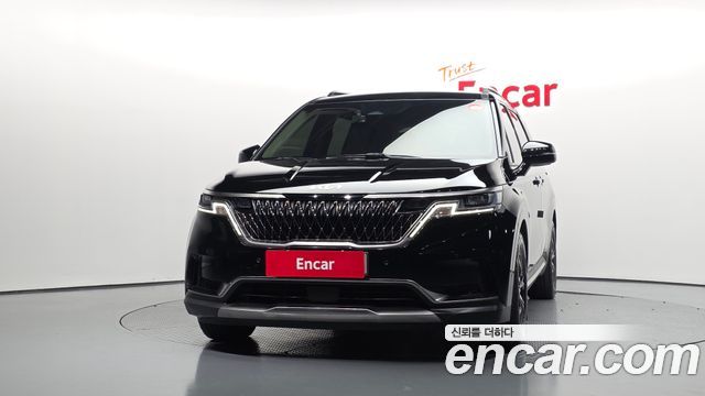 Kia Canival 2023 — photo 3