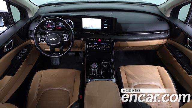Kia Canival 2023 — photo 10