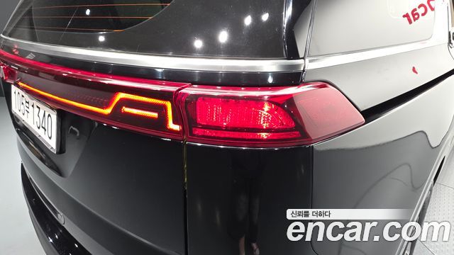 Kia Canival 2023 — photo 9