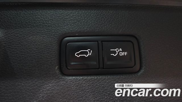 Kia Canival 2023 — photo 27