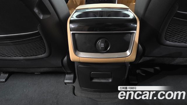 Kia Canival 2023 — photo 37