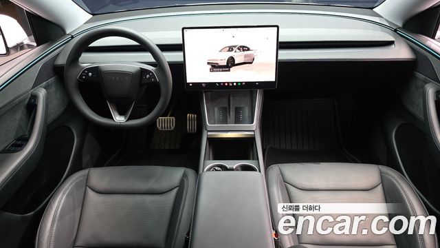 Tesla Model Y 2025 — photo 10