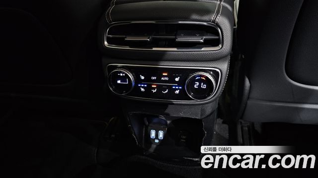 Genesis GV80 2022 — photo 19