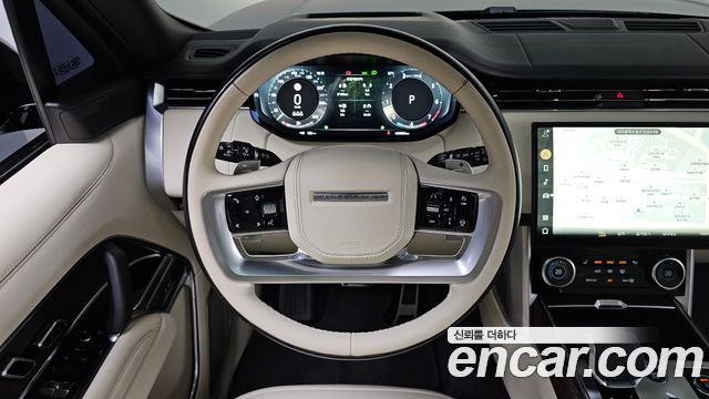 Land Rover Range Rover 2023 — photo 18