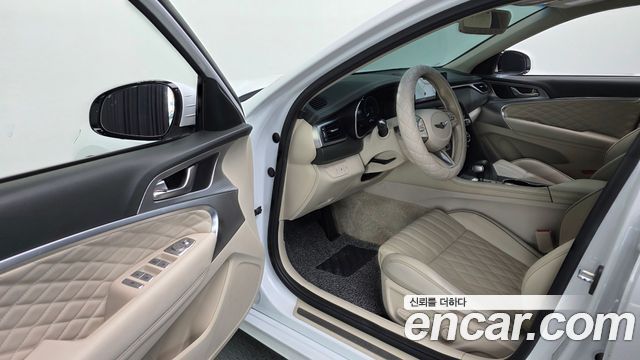 Genesis G70 2021 — photo 19