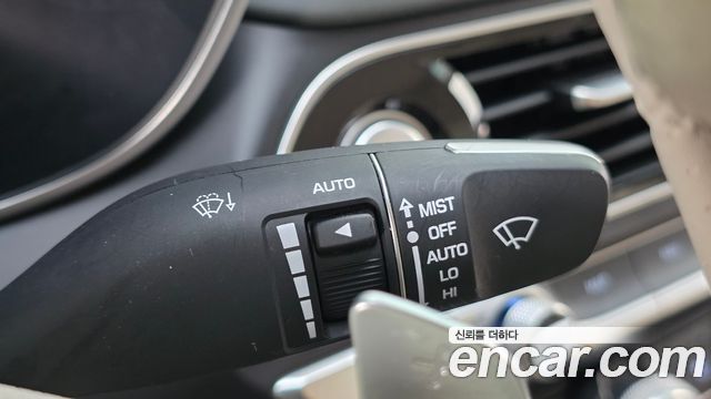 Genesis G70 2021 — photo 24