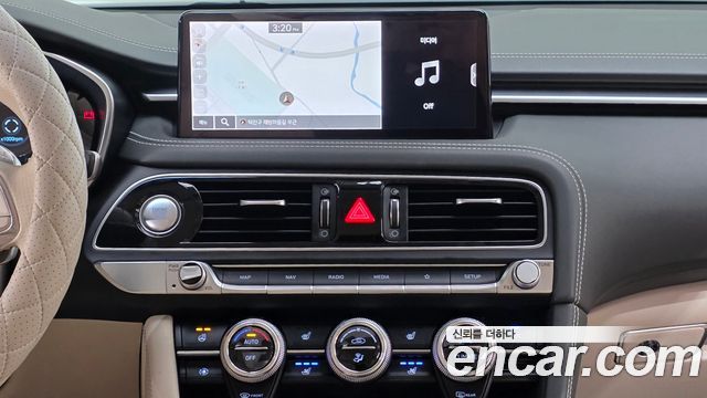 Genesis G70 2021 — photo 26