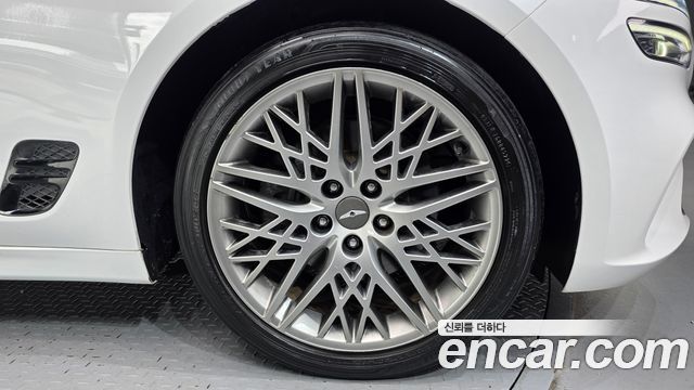 Genesis G70 2021 — photo 7