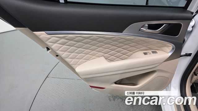 Genesis G70 2021 — photo 15
