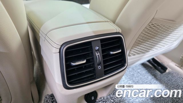 Genesis G70 2021 — photo 31