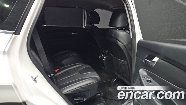 Hyundai Santafe 2021 — photo 12