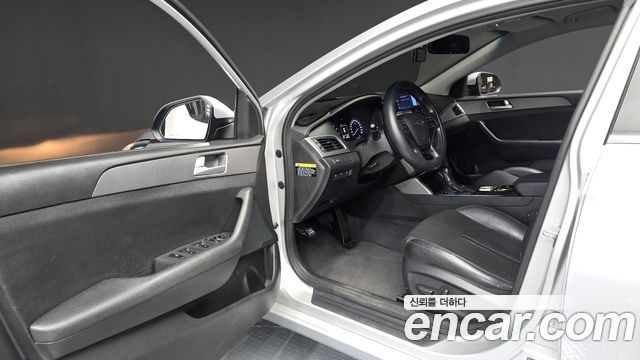 Hyundai Sonata 2015 — photo 10