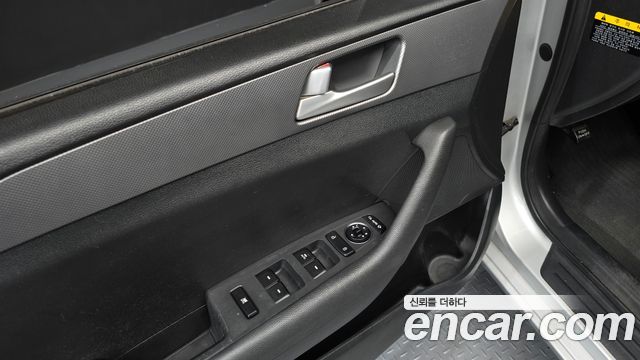 Hyundai Sonata 2015 — photo 18