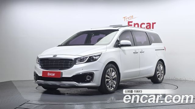 Kia Canival 2015 — photo 1