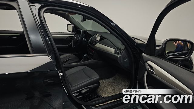 BMW X1 2011 — photo 17