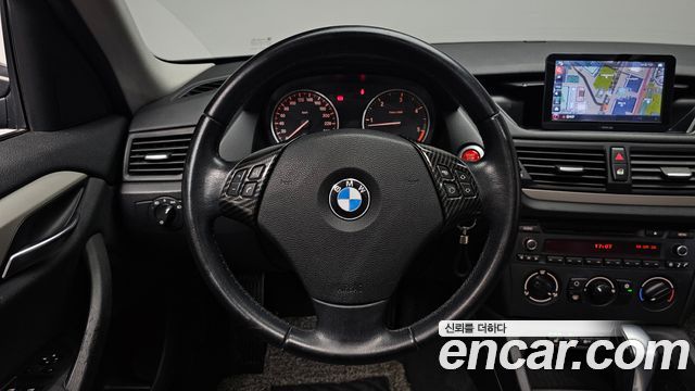 BMW X1 2011 — photo 19