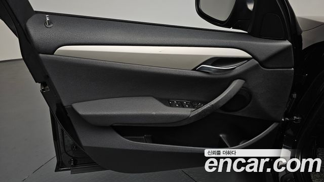 BMW X1 2011 — photo 14