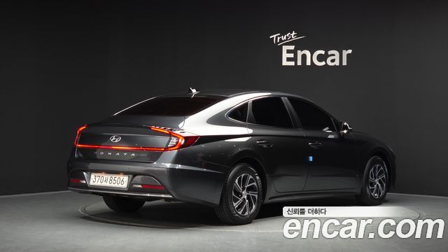 Hyundai Sonata 2022 — photo 2