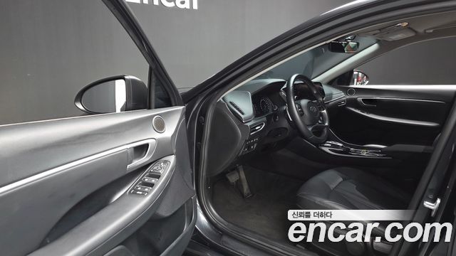 Hyundai Sonata 2022 — photo 10
