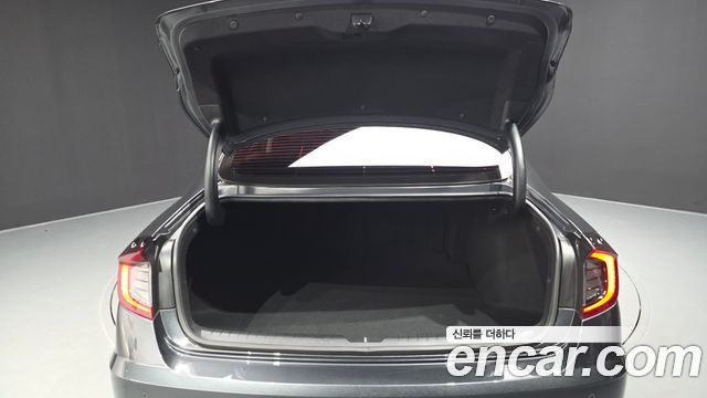Hyundai Sonata 2022 — photo 20