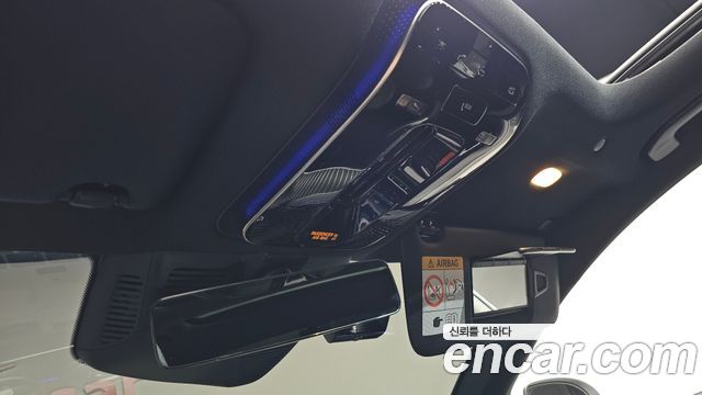 Mercedes-Benz C-Class 2025 — photo 29