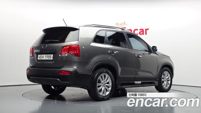 Kia Sorento 2011 — photo 2