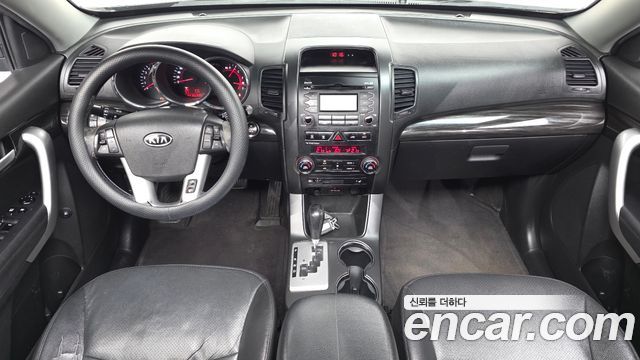 Kia Sorento 2011 — photo 10