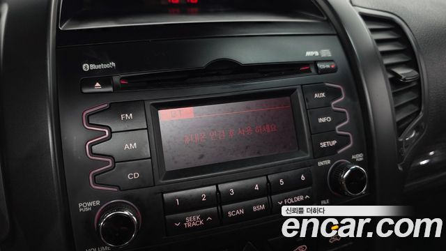 Kia Sorento 2011 — photo 21