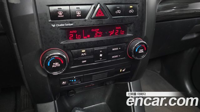 Kia Sorento 2011 — photo 22