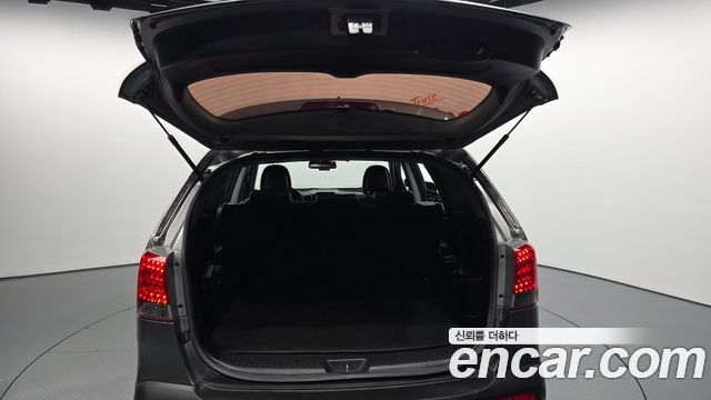 Kia Sorento 2011 — photo 25