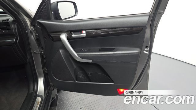 Kia Sorento 2011 — photo 14