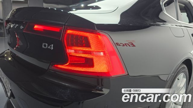 Volvo S90 2018 — photo 9