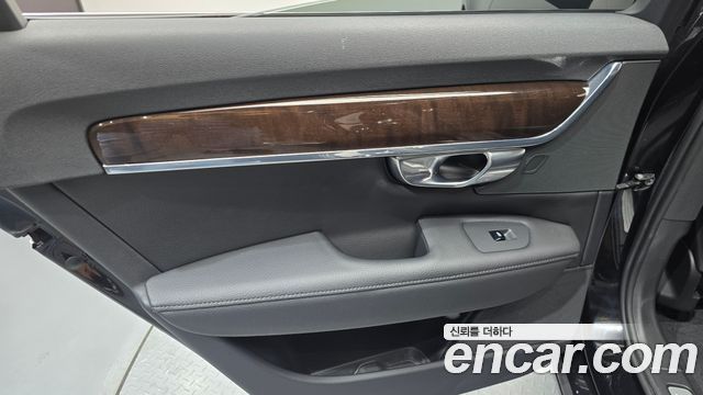 Volvo S90 2018 — photo 15