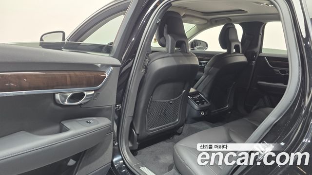 Volvo S90 2018 — photo 29