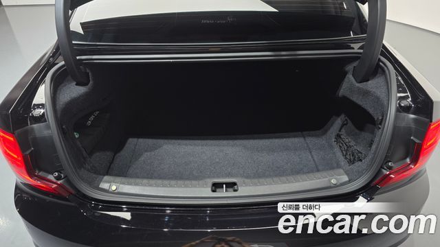 Volvo S90 2018 — photo 30
