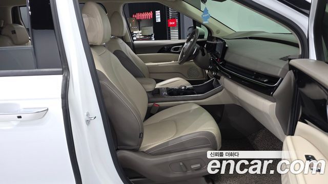 Kia Canival 2024 — photo 17