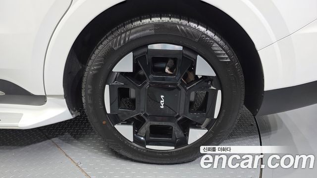 Kia Canival 2024 — photo 7