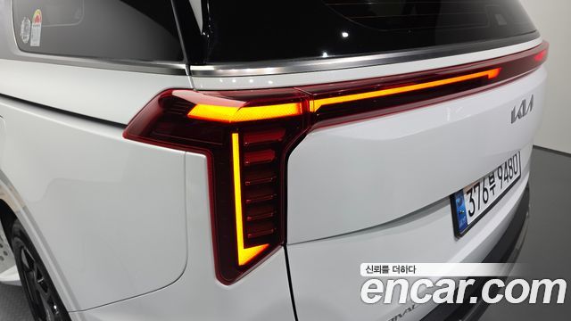 Kia Canival 2024 — photo 9