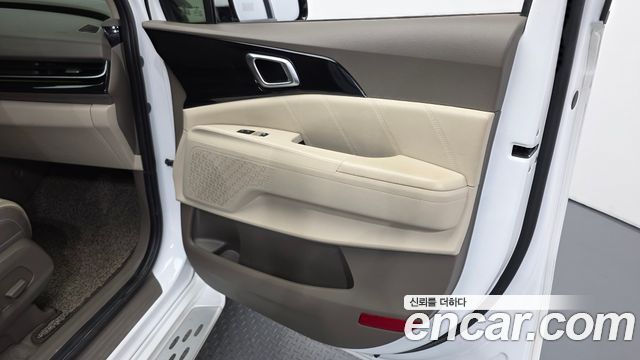 Kia Canival 2024 — photo 14