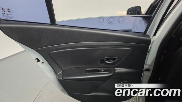 Renault Korea SM3 2019 — photo 15