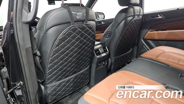 KG Mobility Rexton 2020 — photo 33